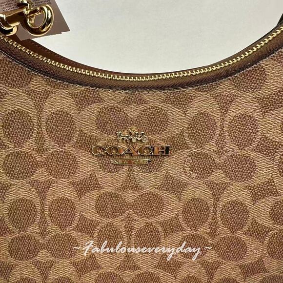 Coach Teri Hobo Bag Shoulder/Crossbody In Signature Canvas Tan/Brown CV940 NWT - Picture 8 of 10